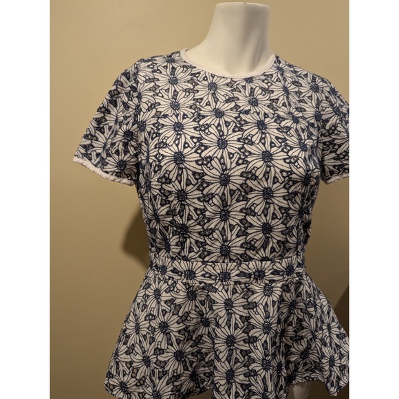 MICHAEL KORS White Navy Embroidered Eyelet Peplum Shirt Top - Womens Size 6 - Picture 2 of 16